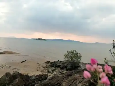 Jansom Beach Resort Ranong - 11