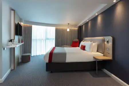Holiday Inn Express London - Park Royal by IHG - 27