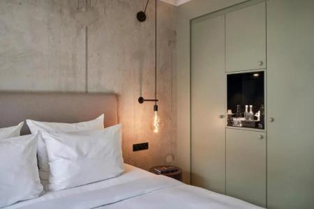 Gekko House, Frankfurt, a Tribute Portfolio - 105