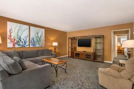 Best Western Plus Santa Barbara - 201