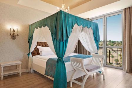 Ramada Plaza by Wyndham - 32