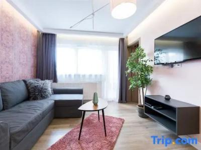 SWU Broadway - 204
