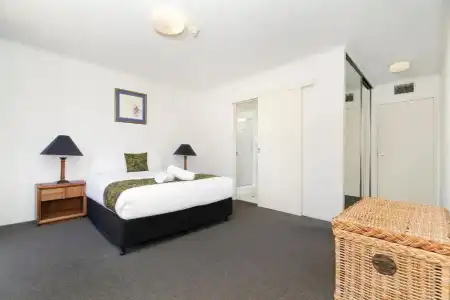 The Astor Apartments - 61