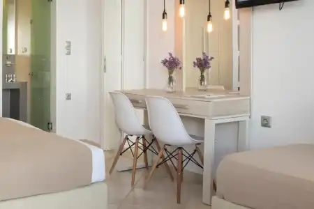 Kanale's Rooms and Suites - 72