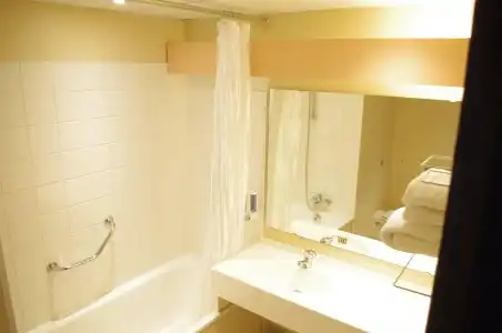 ibis Styles Nancy Laxou - 9