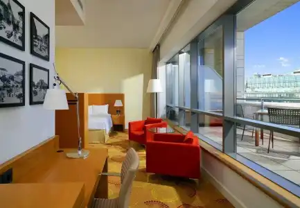Courtyard by Marriott Budapest City Center - 7