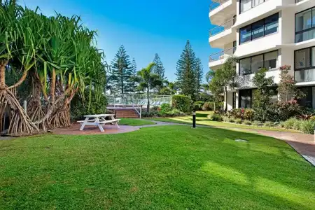 ULTIQA Beach Haven At Broadbeach - 22