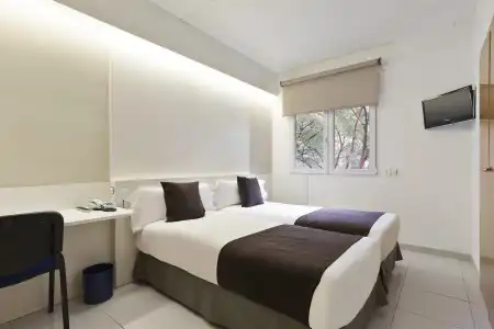 & Apartments Travessera - 30
