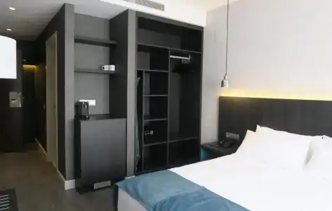 HG City Suites Barcelona - 37