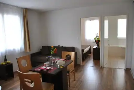 Séjours & Affaires Caen Le Clos Beaumois - 49