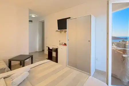 Vila Ivanovic - 40
