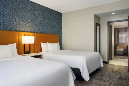 Embassy Suites Lincoln - 62