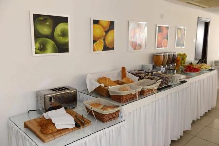 Les Palmiers Beach Boutique & Luxury Apartments - 12