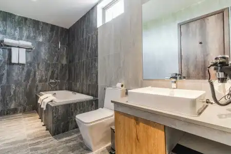 Sea Breeze Resort - 206