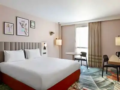 Mercure Amiens Cathedrale - 52