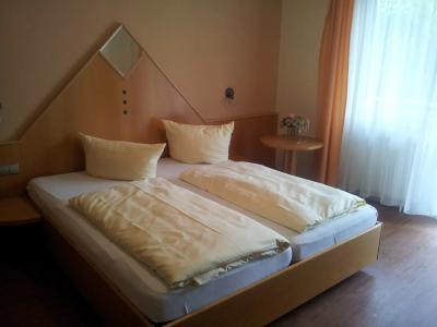 Löwen Garni - B&B - 1