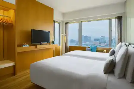 Renaissance Harbour View - 6