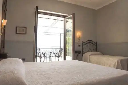 Sunrise Guest House - 3