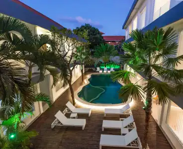 Coast Boutique Apartments - 21
