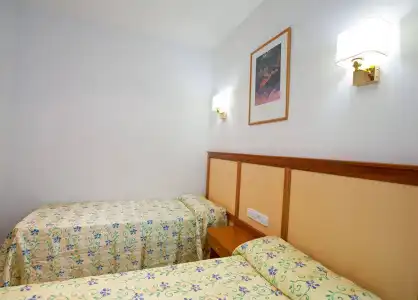 Apartamentos Royal - 3