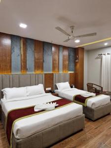 Darcys International - 17