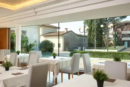 Best Western Continental - 22