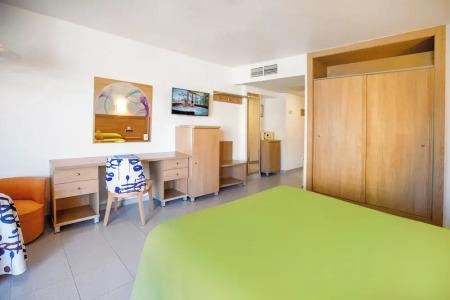 Servigroup Papa Luna - 74