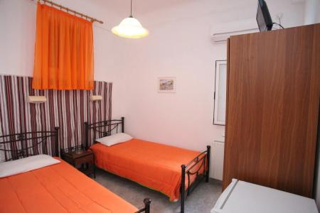 Afroditi Syros - 4