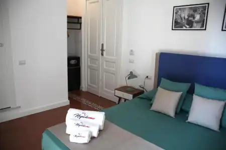 Napoliamo Guest House - 56