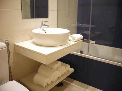 Lisbon Style Guesthouse - 64