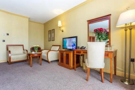 Romance & Family Suites - 84