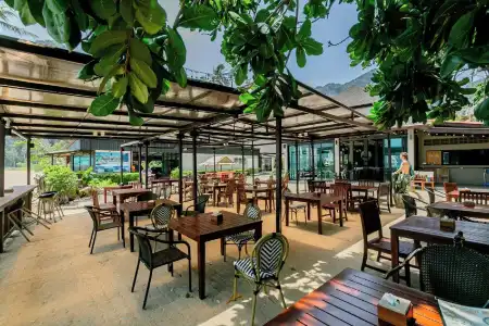 Tonsai Bay Resort - 44