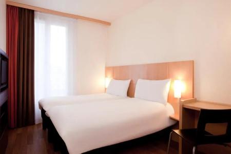 Ibis Marseille Centre Euromed - 57