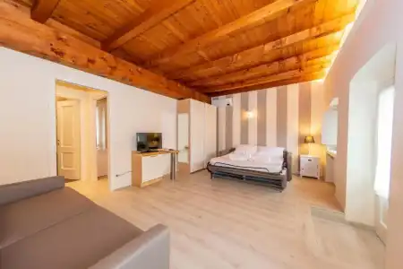 Bertoletta Village Apartments - 102
