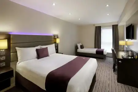 Premier Inn London Tottenham Hale - 2