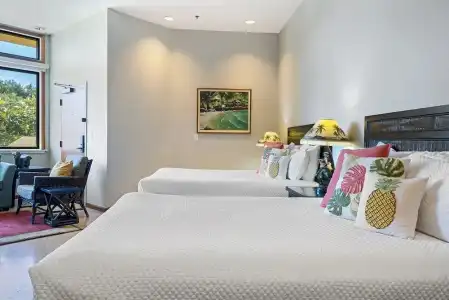 Luana Waikiki & Suites - 171