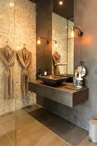 Manzo's Suites - 21