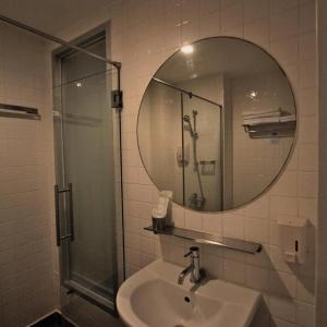 The Bedrooms Boutique - 41