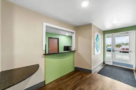 WoodSpring Suites San Antonio South - 20