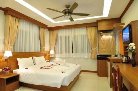 Green Harbor & Service Apartment - 106