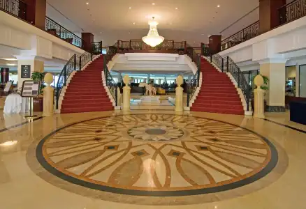 Grand Excelsior - 12