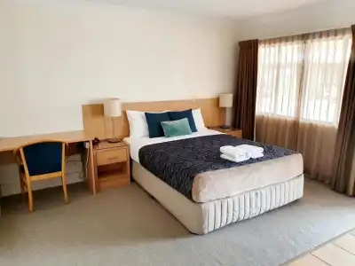 Rockhampton Palms Motor Inn - 38
