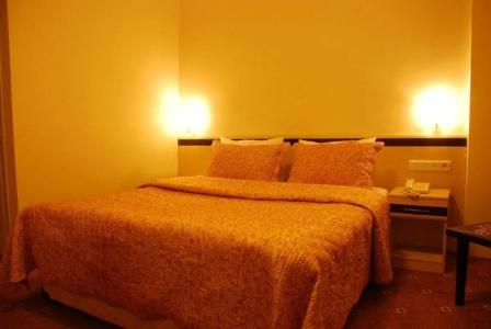 Otel Bossinop - 4