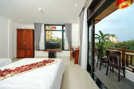 Threeway Riverside Villa - 36