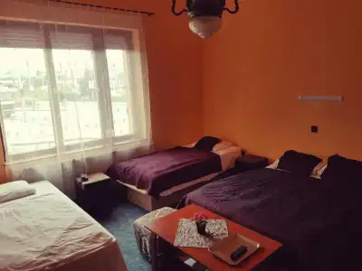 Attila Budapest - 29