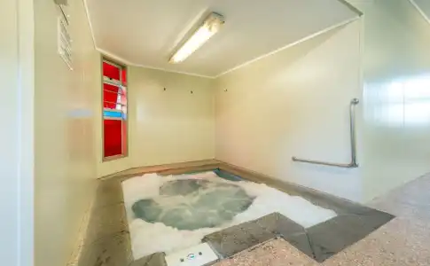Amber Court Motel - 11