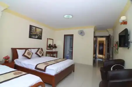 RedDoorz Plus @ Pham Ngu Lao 2 - 35