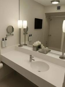 Crowne Plaza CHICAGO WEST LOOP by IHG - 57