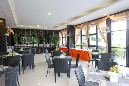 Essential Pattaya - 14