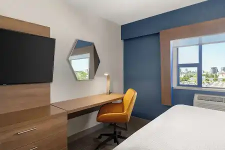 Holiday Inn Express Vancouver Airport - Richmond by IHG - 68